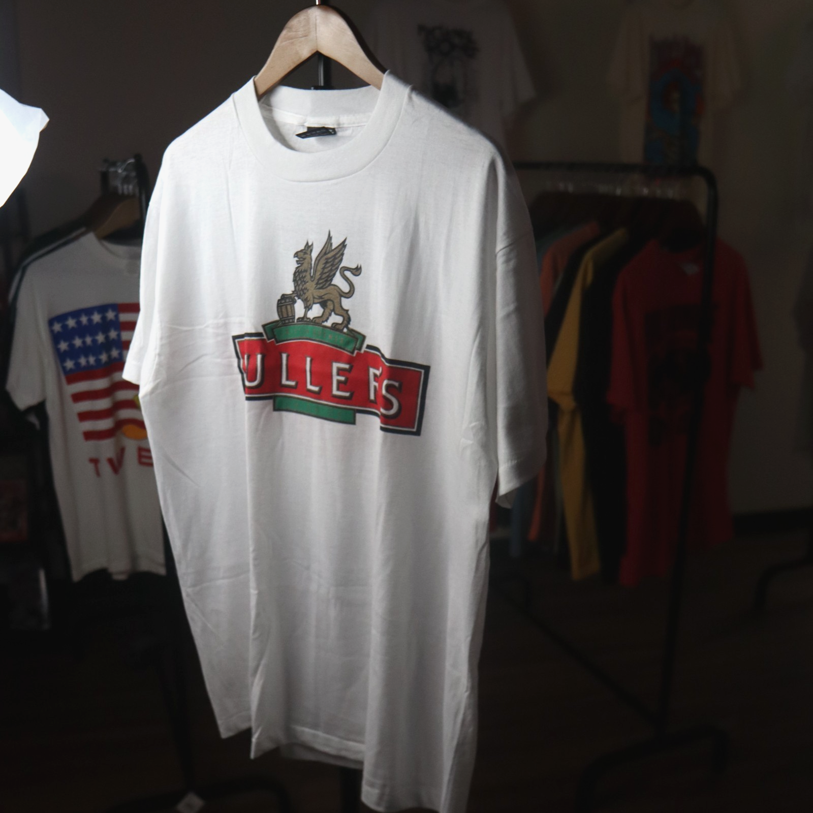 VINTAGE Fullers Griffin Brewery Shirt Mens Extra Large  Single Stitch Adult 90s