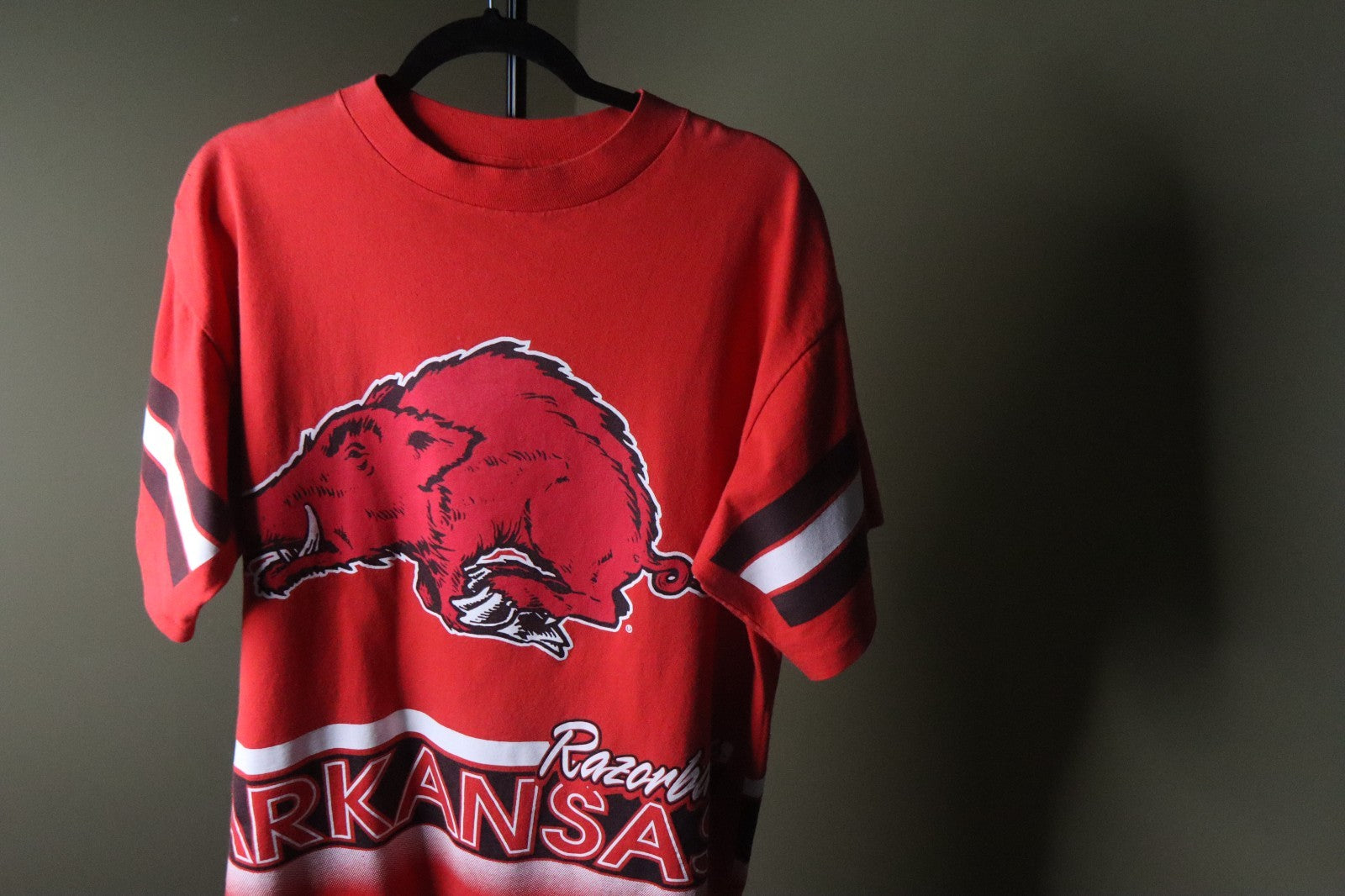 Vintage Rare 1990s Arkansas Razorbacks USA Made Single-Stitch T Shirt