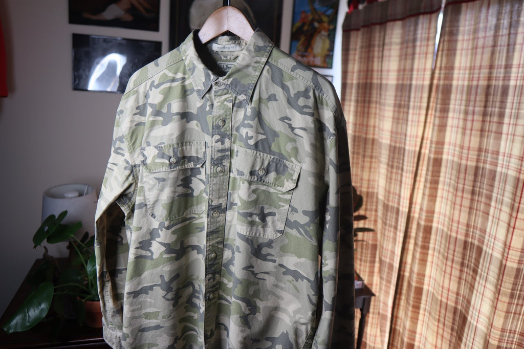 90s Vintage LL Bean Mens Large Button Down Shirt Green Camo Traditional