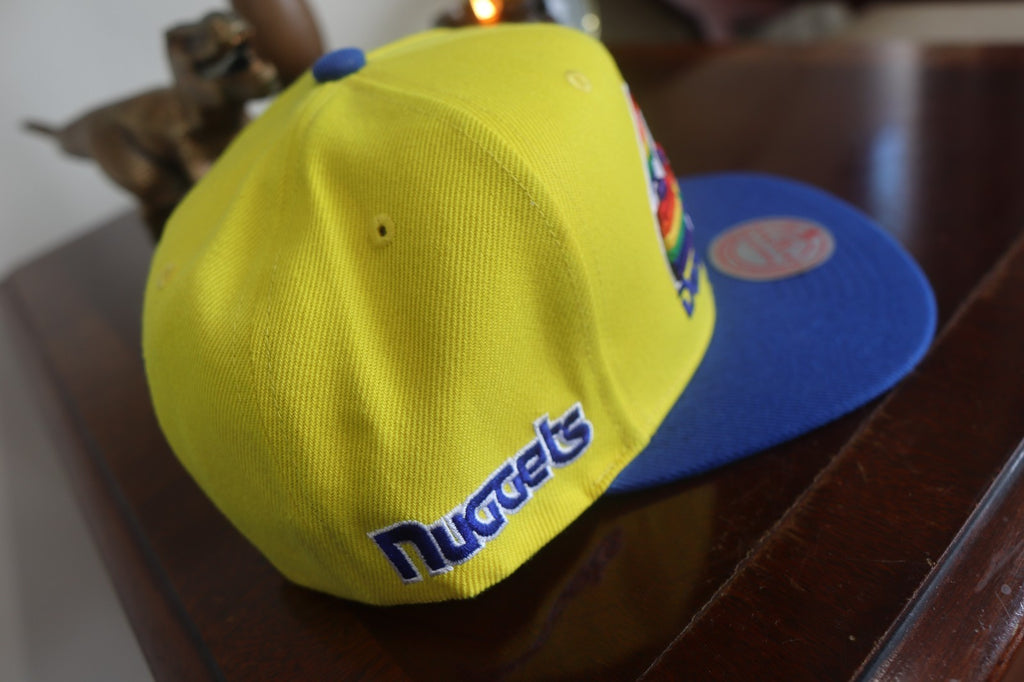DENVER NUGGETS NBA MITCHELL & NESS BASIC GOLD/BLUE OSFM SNAPBACK HAT/CAP