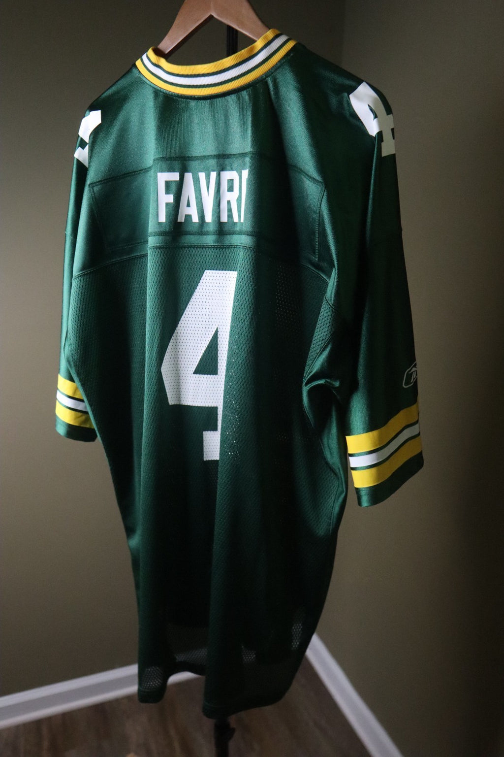 Reebok Green Bay Packers Size 2XL Brett Favre Football Jersey