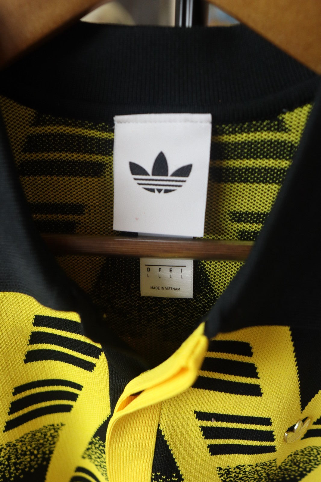 Adidas Originals Knit Polo Shirt Gold Emblem Size Large