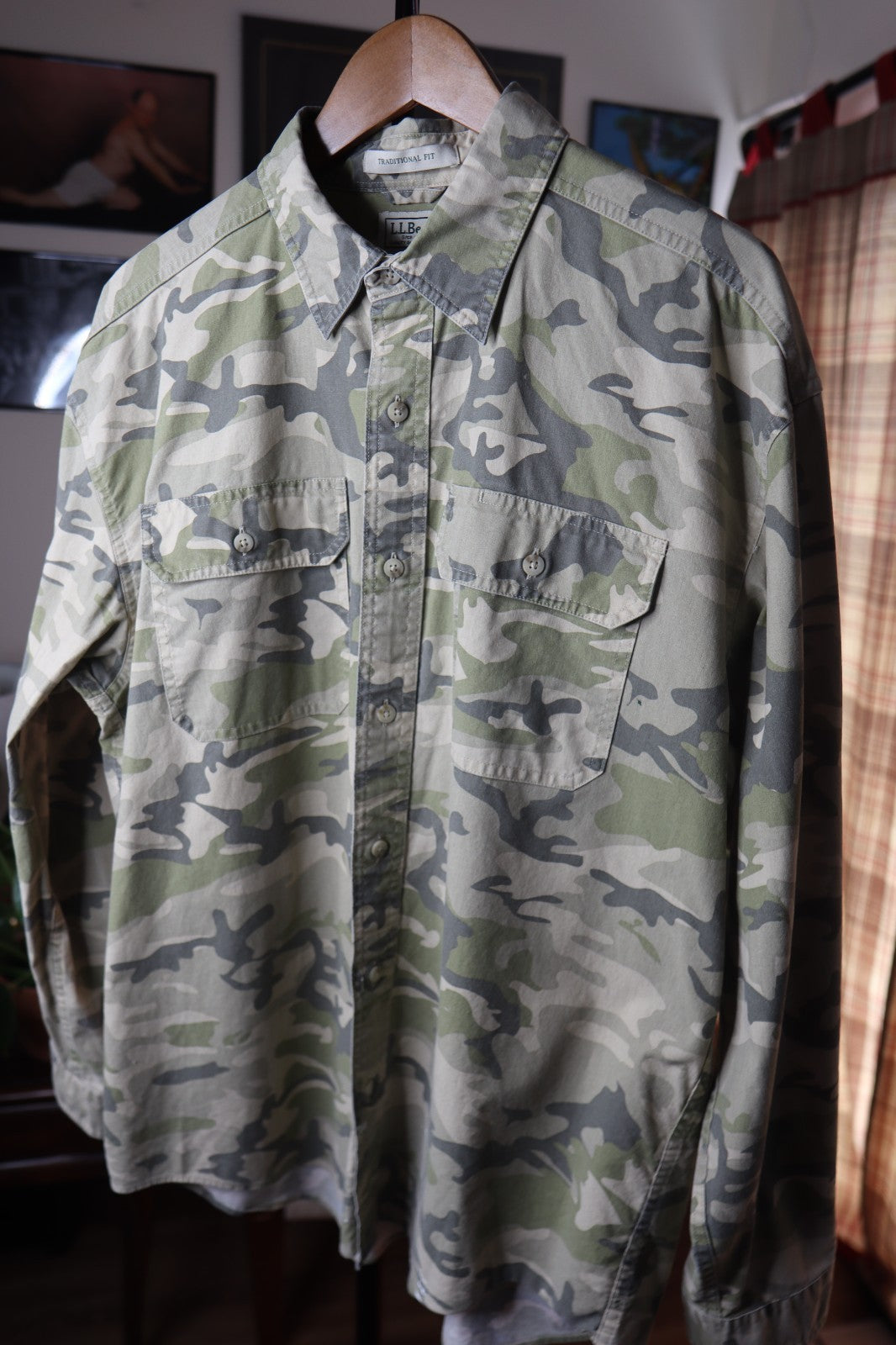 90s Vintage LL Bean Mens Large Button Down Shirt Green Camo Traditional