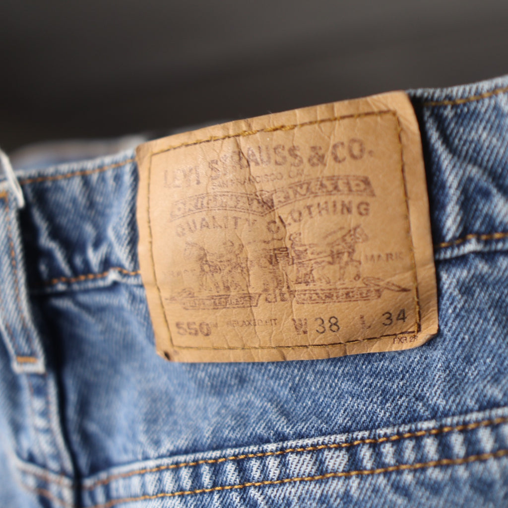 Vintage 90s Levi's 550 Orange Tab Relaxed Fit Denim 38X34