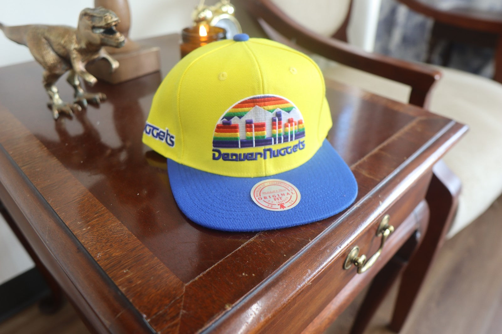 DENVER NUGGETS NBA MITCHELL & NESS BASIC GOLD/BLUE OSFM SNAPBACK HAT/CAP