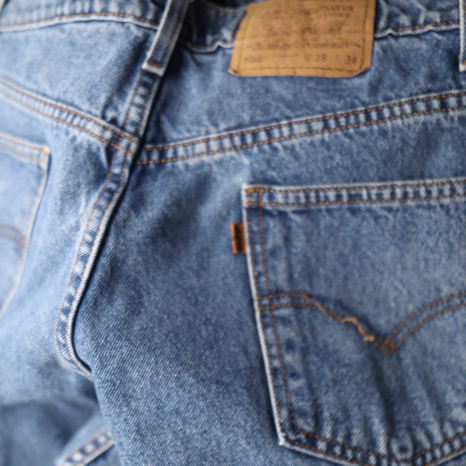 Vintage 90s Levi's 550 Orange Tab Relaxed Fit Denim 38X34