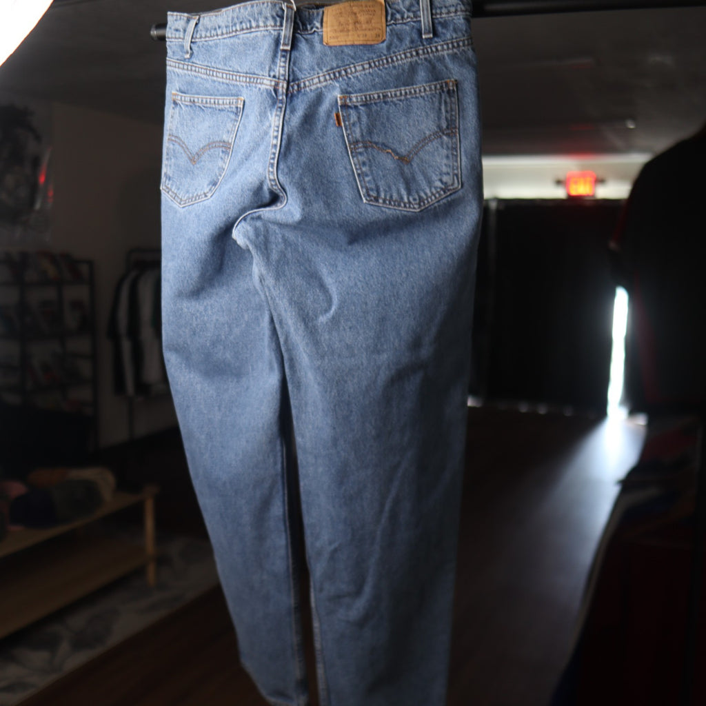Vintage 90s Levi's 550 Orange Tab Relaxed Fit Denim 38X34