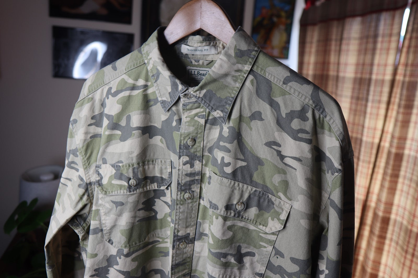 90s Vintage LL Bean Mens Large Button Down Shirt Green Camo Traditional